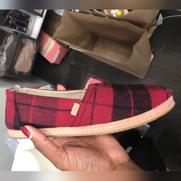 New Tom\'s flats